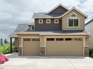 696 N V St, Washougal, WA 98671