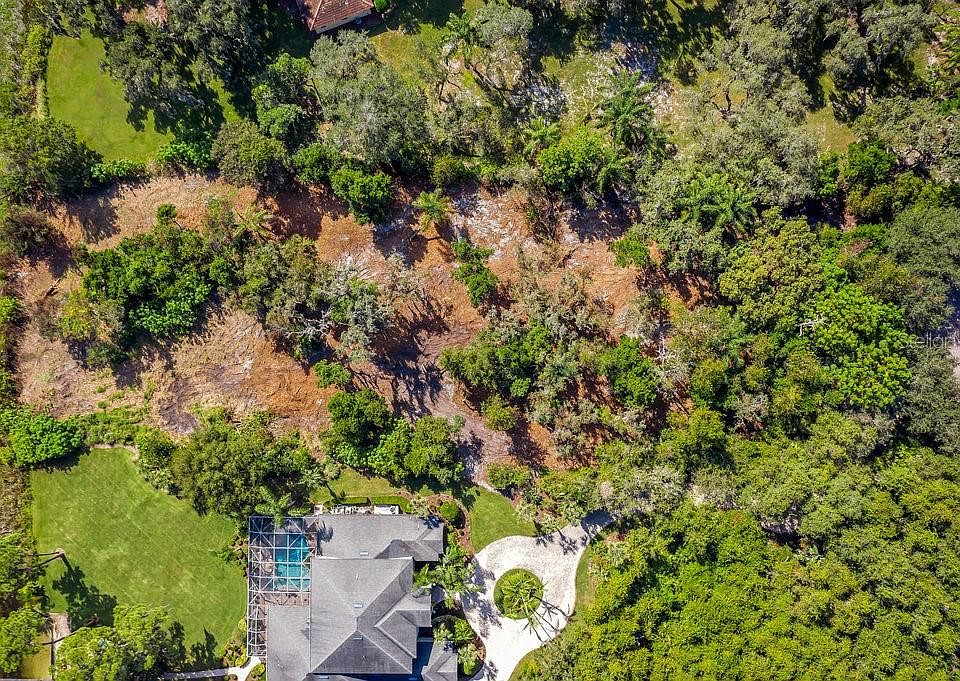 1st image of Wyndsor Oaks Ct