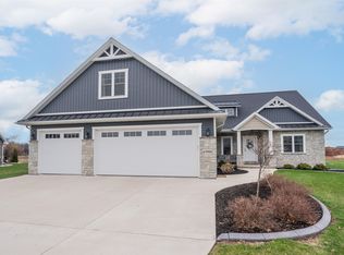 N7994 Cypress Ct, SHERWOOD, WI 54169