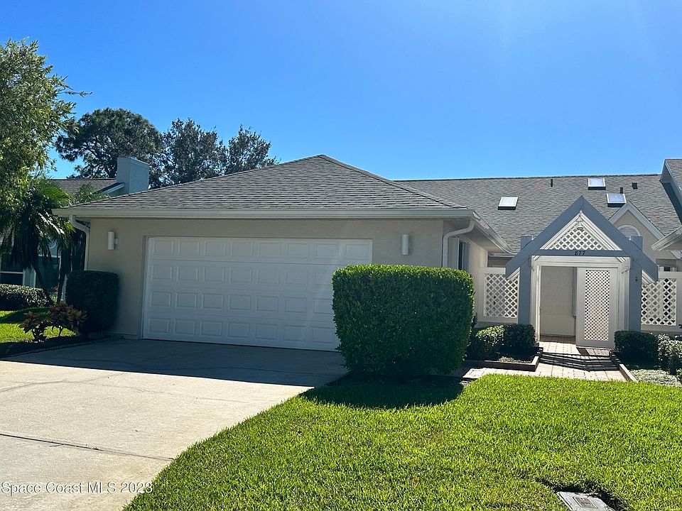 1st image of 877 Oakwood Dr