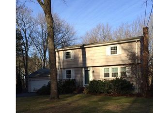 6 Heritage Ln, Cumberland Foreside, ME 04110