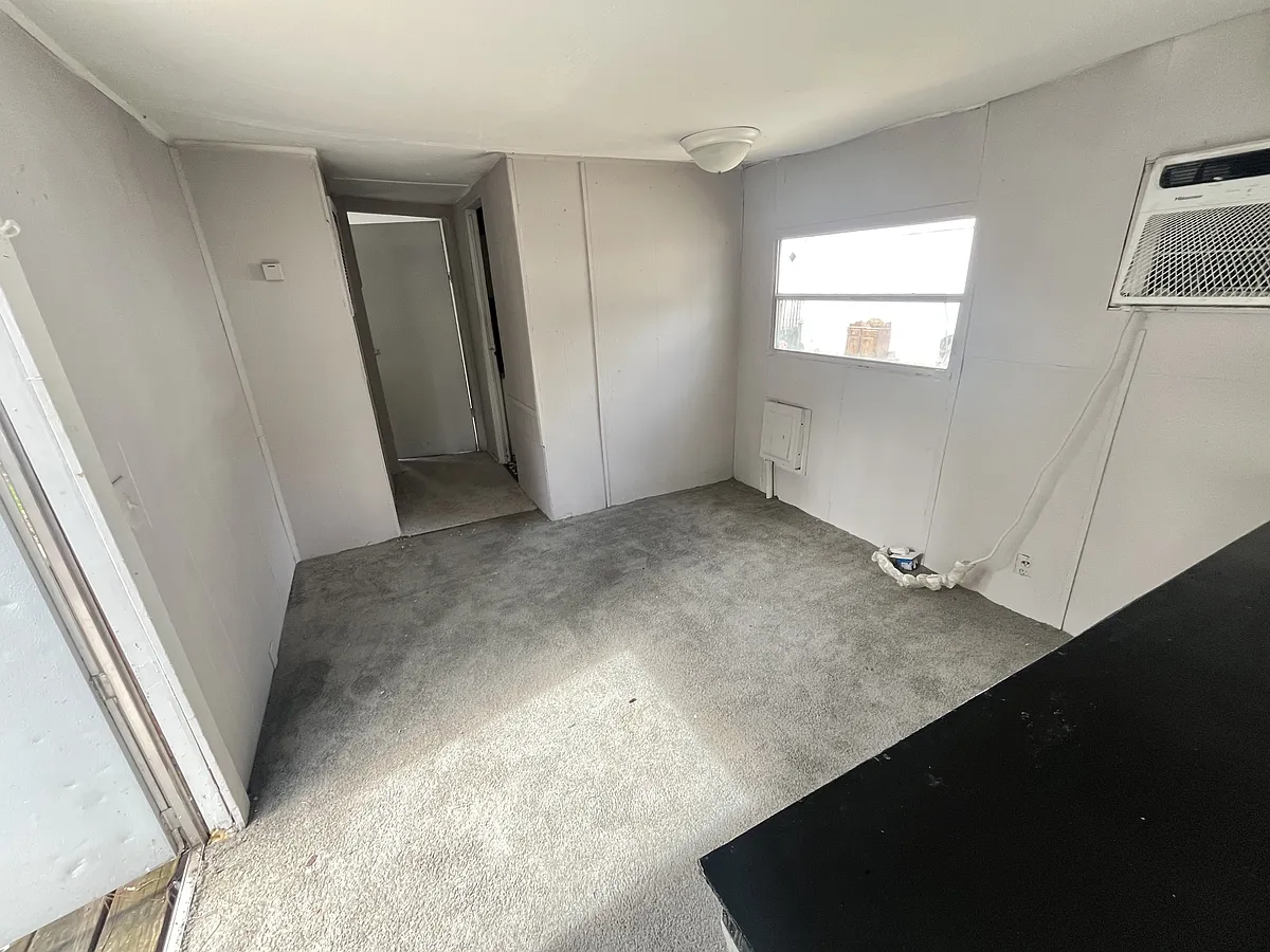 Building Photo - 6020 Edmund Hwy #13