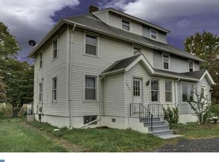 7810 N Radcliffe St, Bristol, PA 19007
