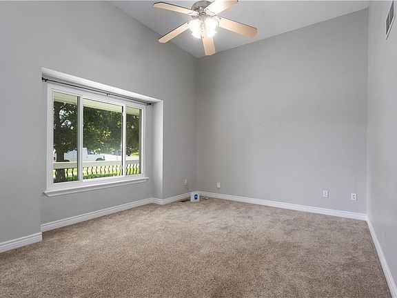 4th image of 3812 Clayton Dr