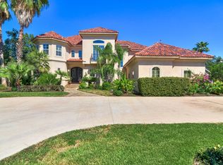 809 Garraty Rd, Terrell Hills, TX 78209