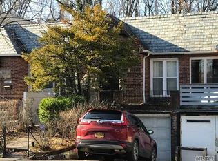 6628 Selfridge St, Forest Hills, NY 11375