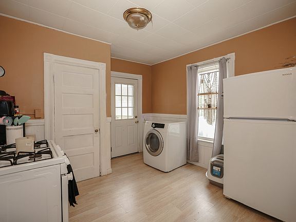 4th image of 67 Wilson Street