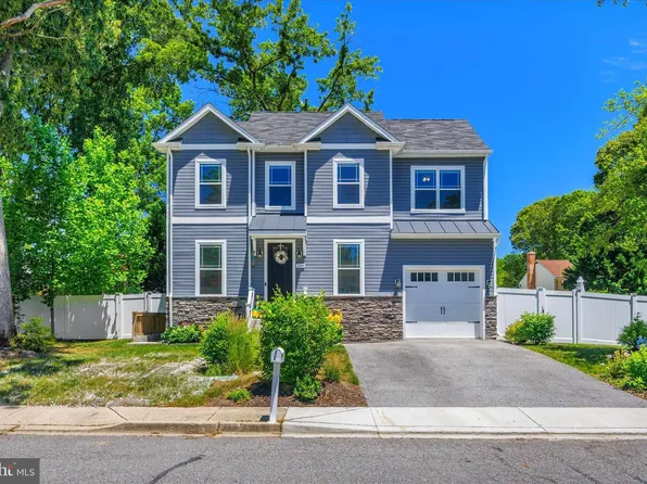 209 Pennsylvania Ave, Pasadena, MD 21122