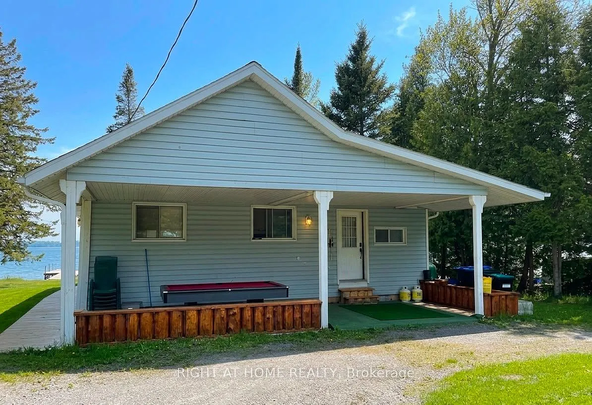 3 bed, $3,300 — Photo 1