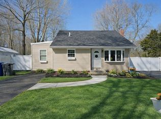 54 Wilbur St, Raynham, MA 02767