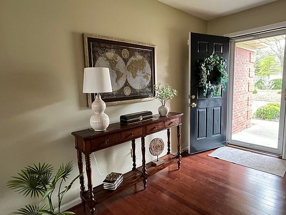 5th image of 2905 Tabor Oaks Ln