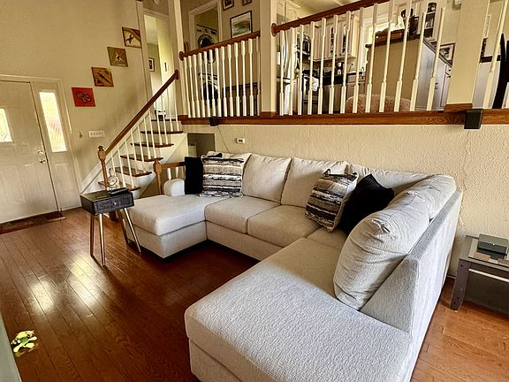 Living Room w hardwood flooring
