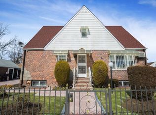 11558 226th St, Cambria Heights, NY 11411