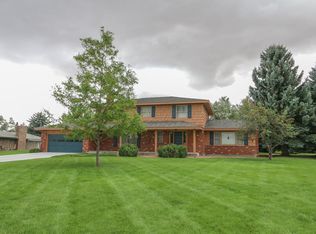 702 Meadow Lane Ave, Cody, WY 82414