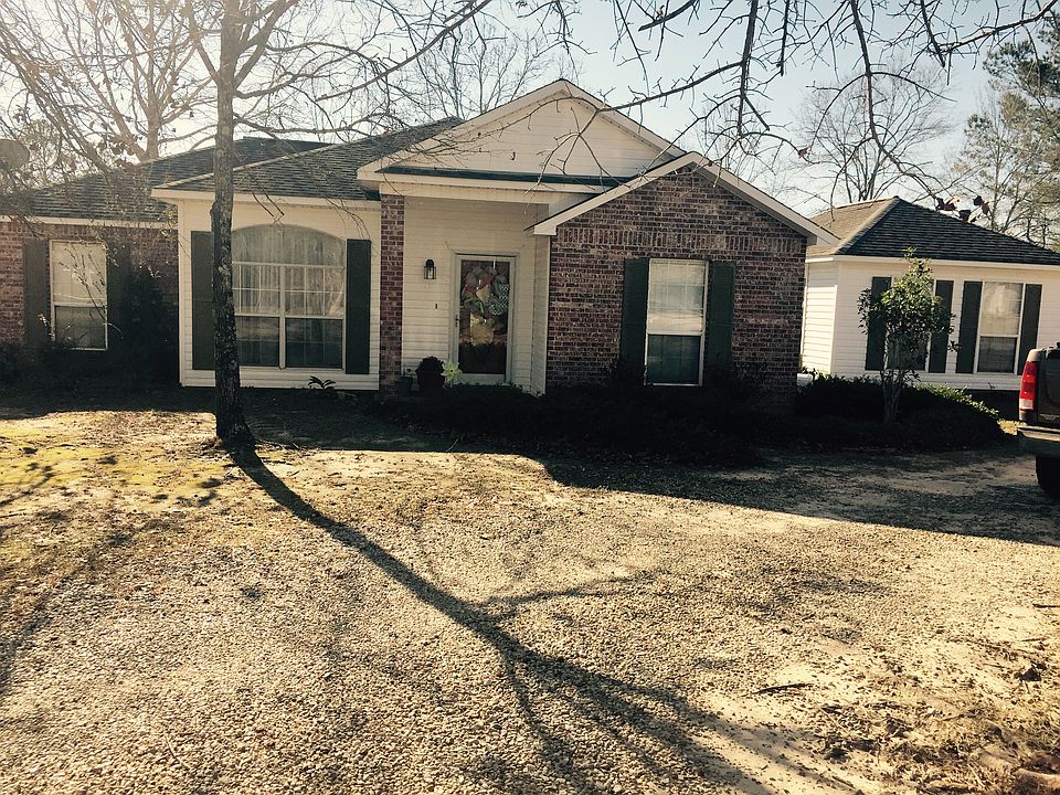 1st image of 98 Hidden Oaks Dr