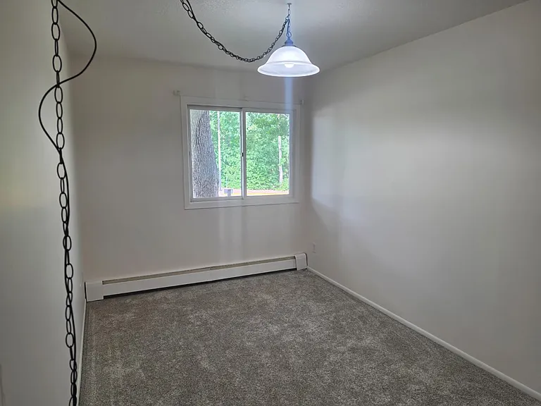 1601 N Innsbruck Dr — Photo 5