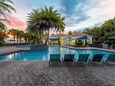 Wyndham West Villas Apartments