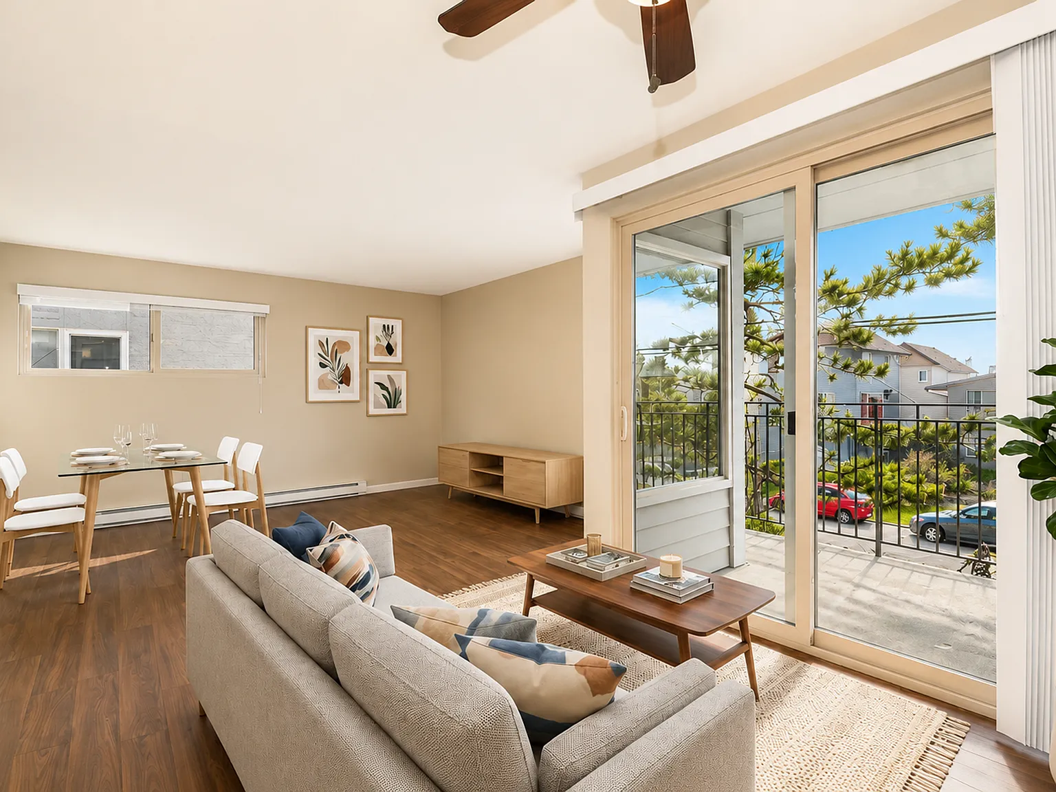 Beacon Hill Seattle 1-Bedroom Apartment for Rent | Private Balcony, Hardwood Floors & Light Rail ... — Photo 4
