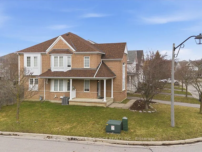 1456 Lyncroft Cres — Photo 13