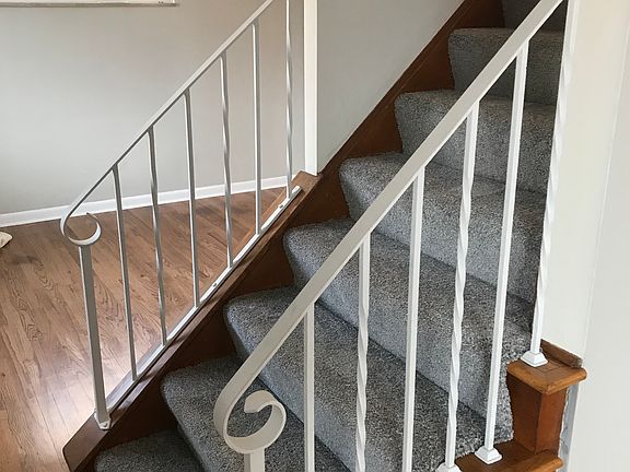 3rd image of 6763 N Barivista Dr