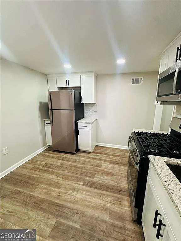 2 bed, $1,850 — Photo 4