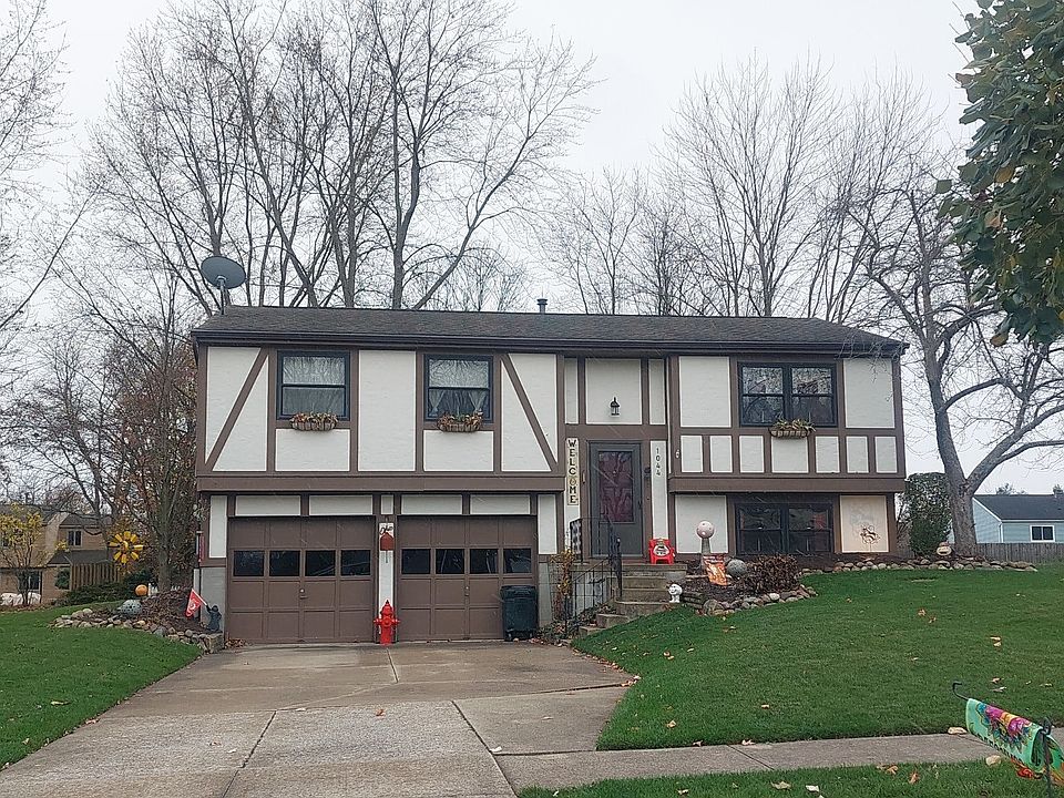 1st image of 1044 Old Farm Trl