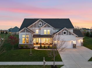 14893 Edgebrook Dr, Fishers, IN 46040