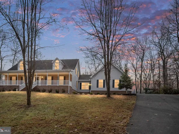 8200 Howard Trl, Fredericksburg, VA 22407