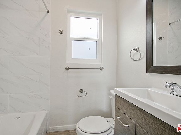 4th image of 1443 N Wilmington Blvd #5
