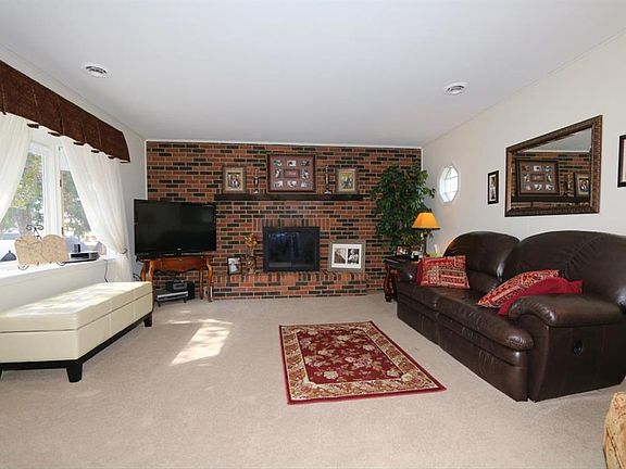 4th image of 304 Kenec Dr