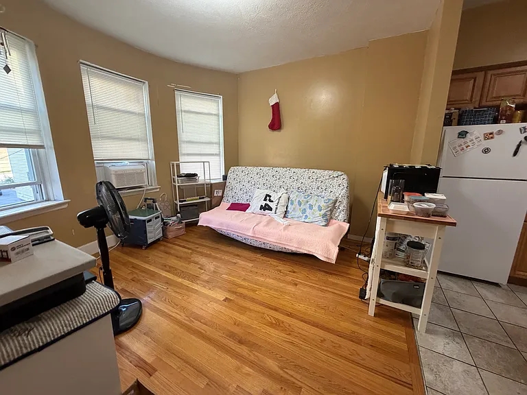 9 Shepherd Ave #2A — Photo 36