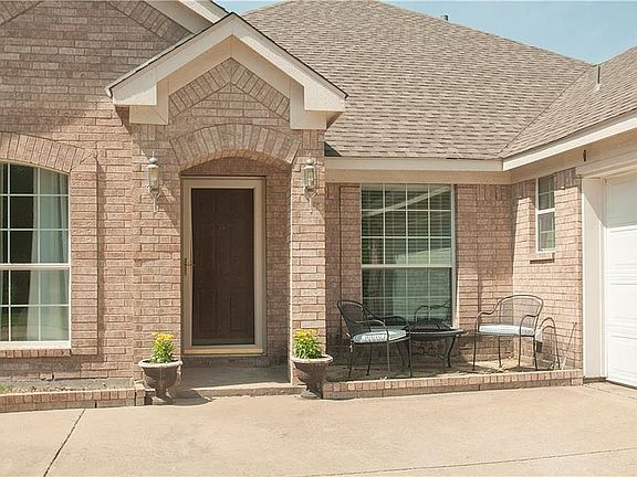 3rd image of 3108 Hinnant Ct