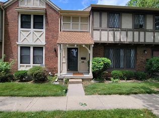 8009 E 20th St, Indianapolis, IN 46219