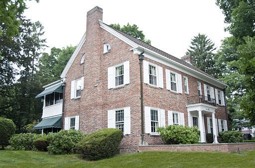 2nd image of 3 Tyler Ct