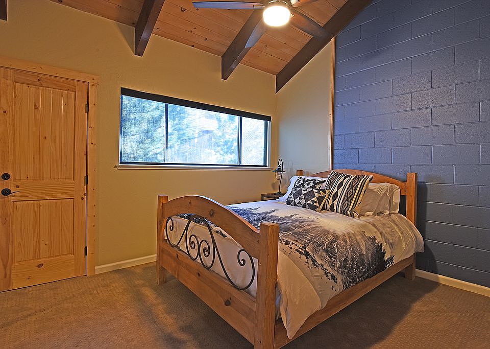 1st image of 1410 Ski Run Blvd #8