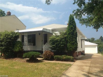 5714 Thornton Dr, Parma, OH, 44129