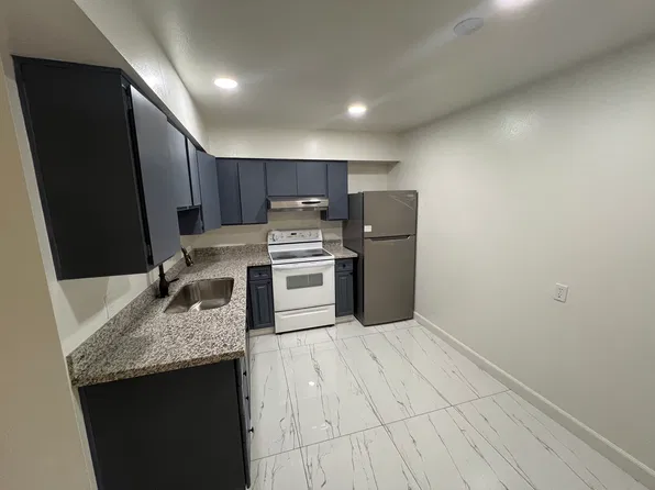 (undisclosed Address), Tempe, AZ 85282