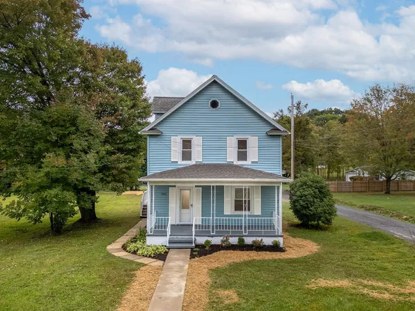 682 Maple St, Lanse, PA 16849