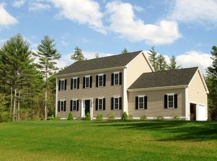 37 Box Turtle Dr, Rochester, MA 02770