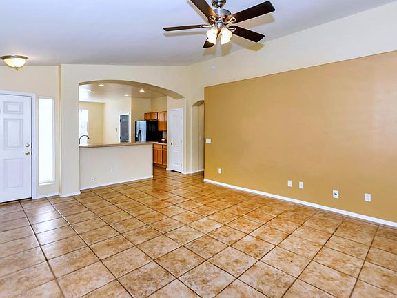 3rd image of 7694 W Via Montoya Dr
