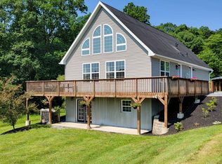 459 Gates Rd, Hershey, PA 17033