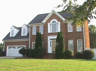 5 Two Gait Ln, Simpsonville, SC 29680