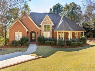 2505 Skyland Dr, Vestavia, AL 35243
