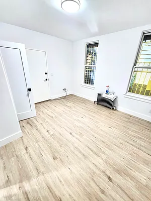 Rented by Miracle Capital | media 38