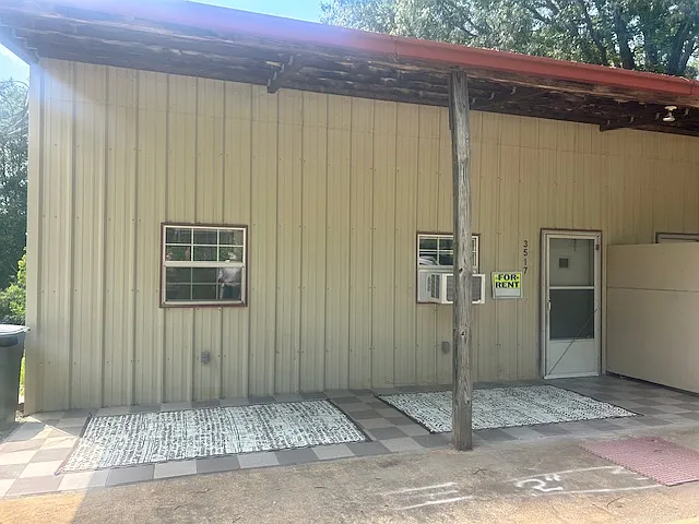 1 bed, 750 sqft, $800 — Photo 1