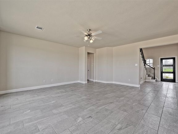 5th image of 11803 Champions Forest Dr
