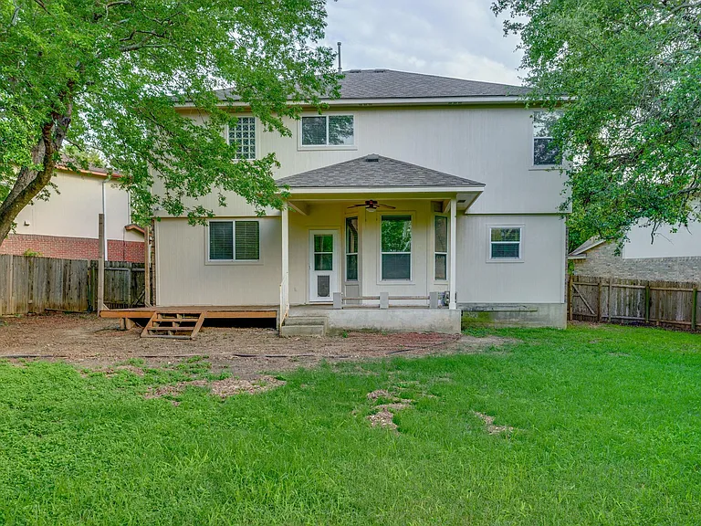 1112 Sundrop Pl — Photo 34