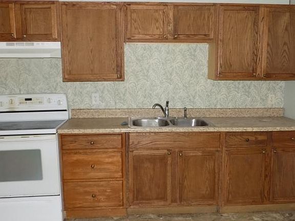 2nd image of 414 N Church St