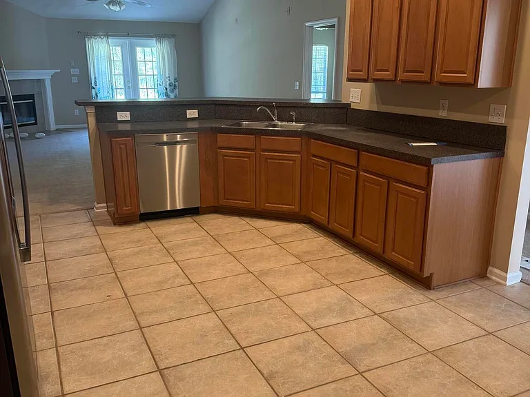 1260 Ribbon Rd — Photo 6