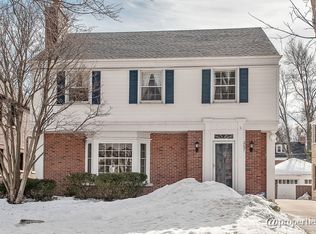 2031 Beechwood Ave, Wilmette, IL